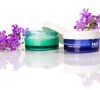 Kosmetiktiegel aus Biograde ermöglichen eine hochwertige, angenehme Haptik und ergänzen die Botschaft einer nachhaltigen Kosmetikmarke auf natürliche Weise.
